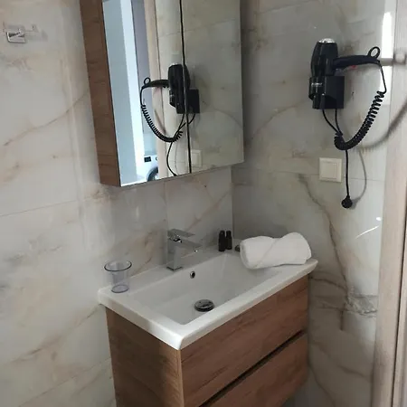 Cyclops Luxury Apartments Igoumenitsa Exterior photo